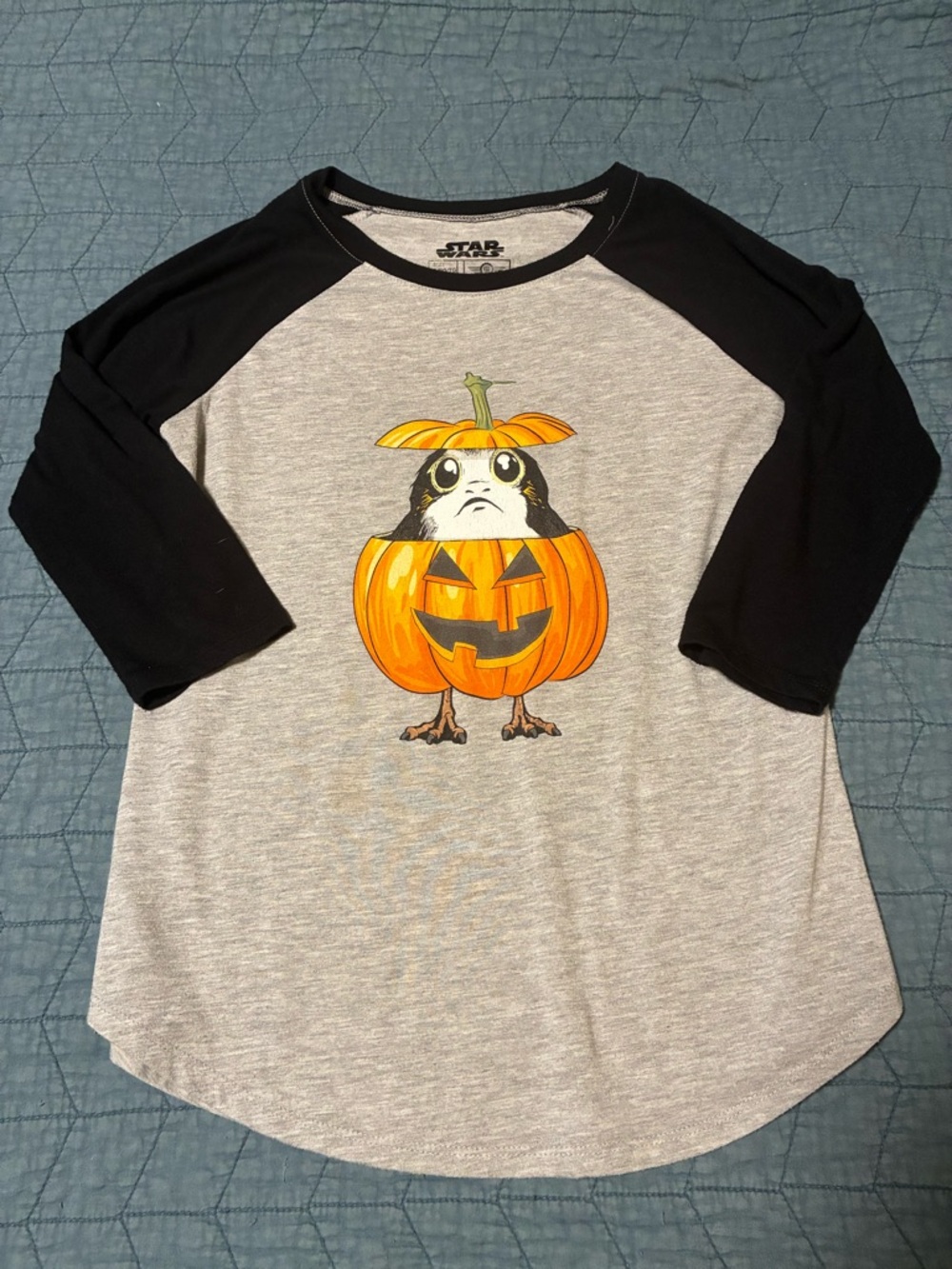Kid’s Star Wars Porg Pumpkin Raglan Tee